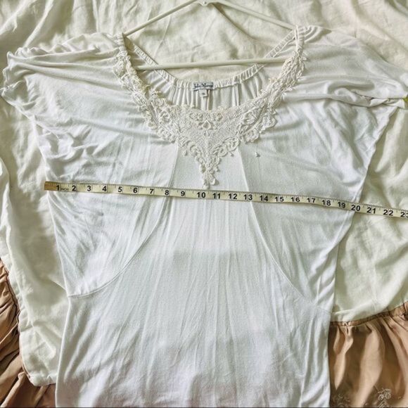 White Peasant Embroidered Flutter Sleeve Blouse - Picture 4 of 4